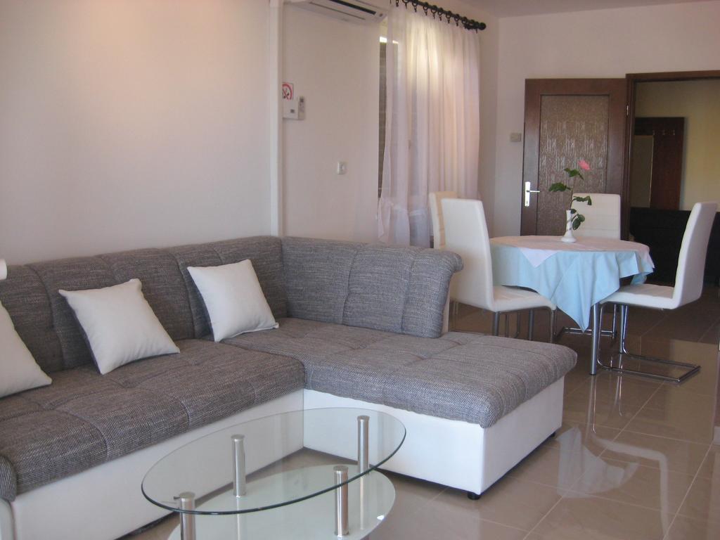 Apartments Silmare 拉巴克 外观 照片